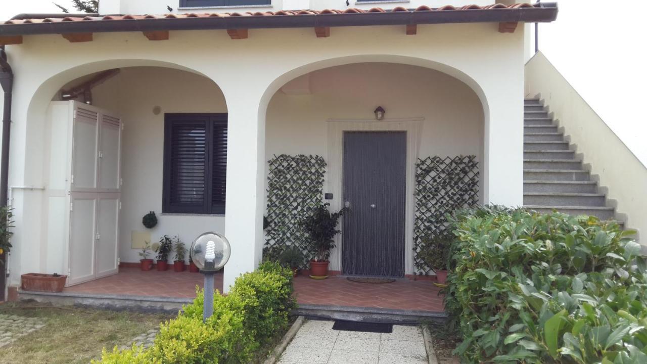Borgo Nicoletta Case Per Le Vacanze Filandari Екстериор снимка